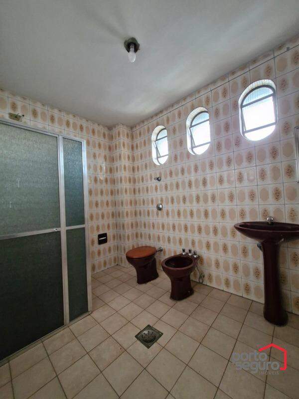 Apartamento para aluguel no Centro: Apartamento para alugar, Centro - Divinópolis/MG