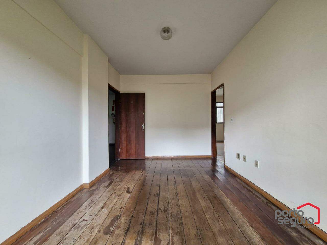 Apartamento para aluguel no Centro: Apartamento para alugar, Centro - Divinópolis/MG