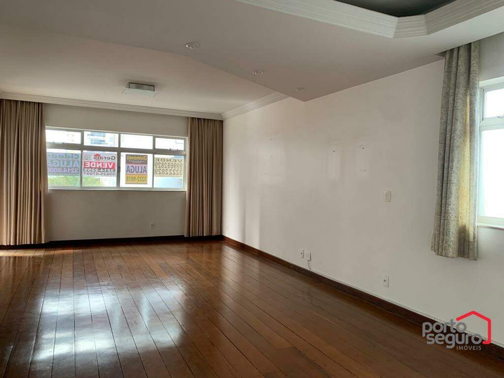 Apartamento à venda no Centro: Apartamento à venda, Centro - Divinópolis/MG