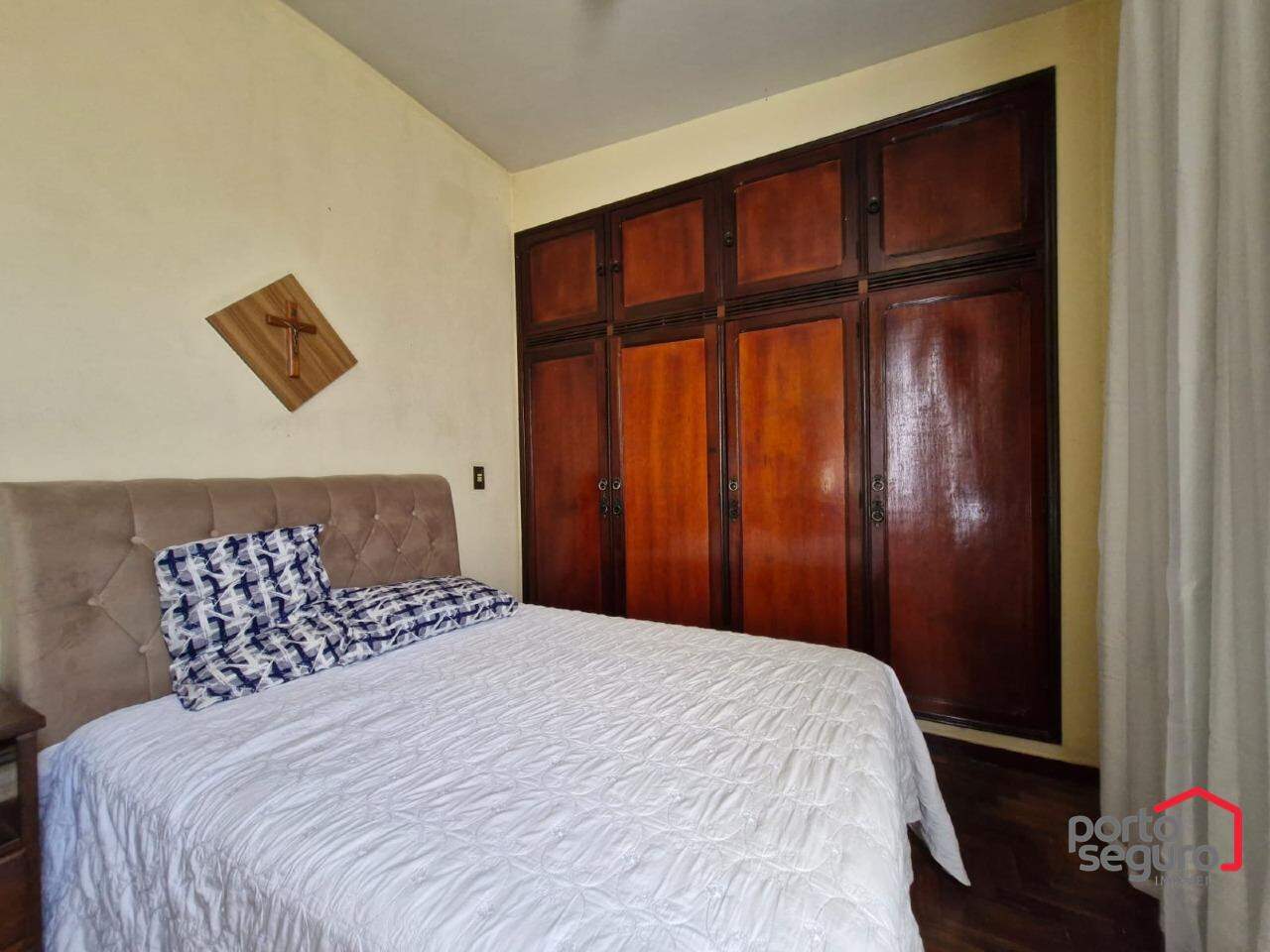 Casa para aluguel no Centro: Casa para alugar, Centro - Divinópolis/MG