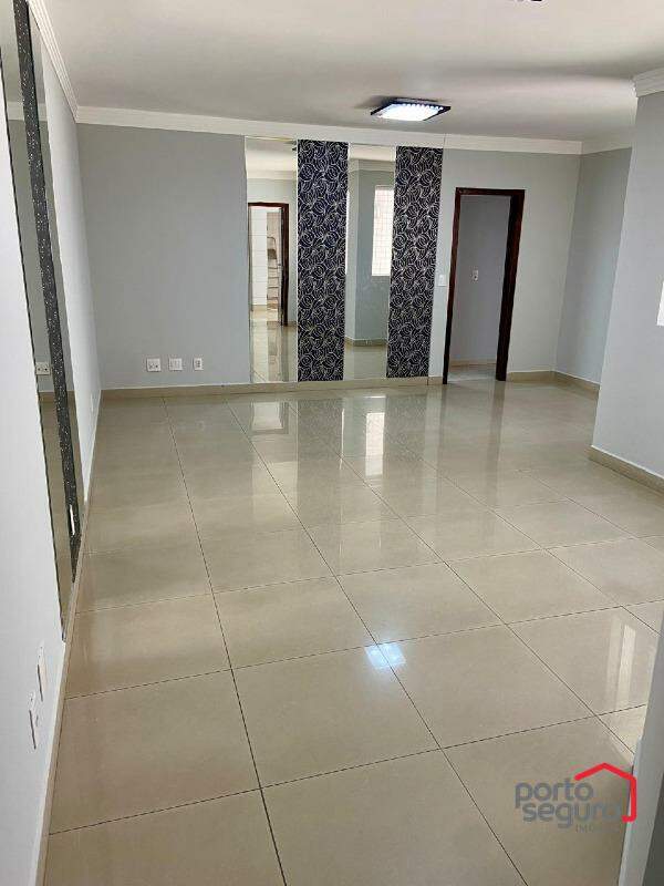 Apartamento à venda no Centro: Apartamento à venda, Centro - Divinópolis/MG