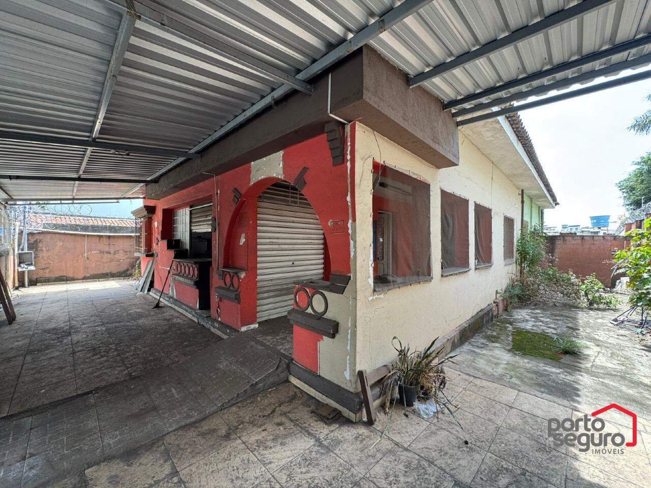 Casa para aluguel no Centro: Casa para alugar, Centro - Divinópolis/MG