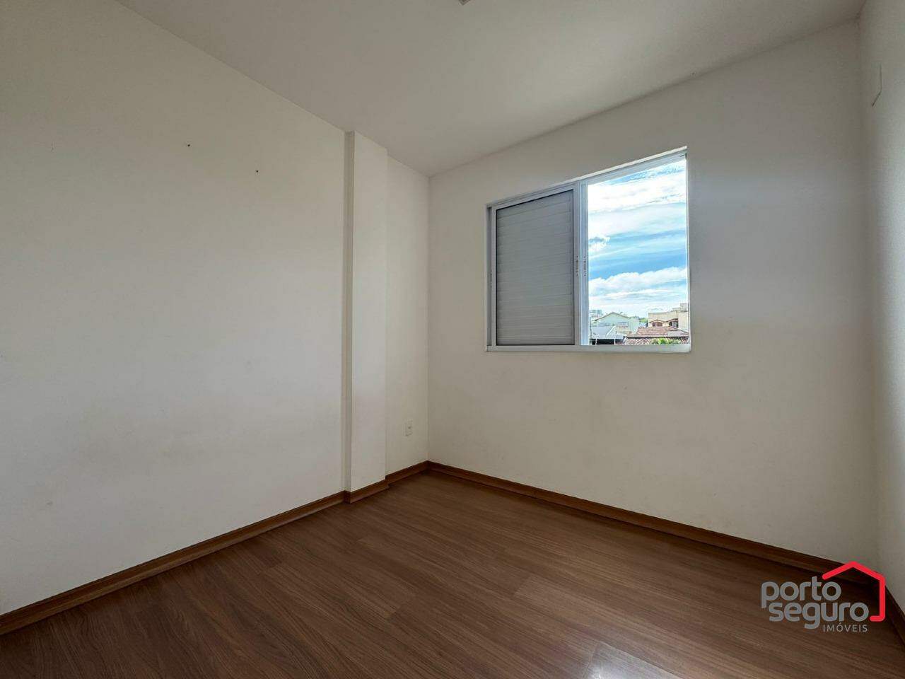 Apartamento à venda no São Sebastião: Apartamento à venda, São Sebastião - Divinópolis/MG