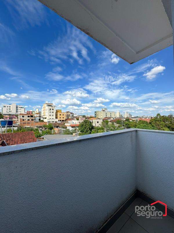 Apartamento à venda no São Sebastião: Apartamento à venda, São Sebastião - Divinópolis/MG