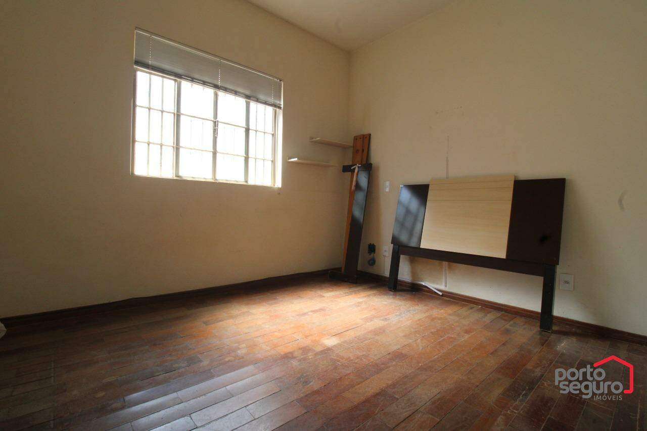 Casa Comercial para aluguel no Centro: Casa Comercial para alugar, Centro - Divinópolis/MG