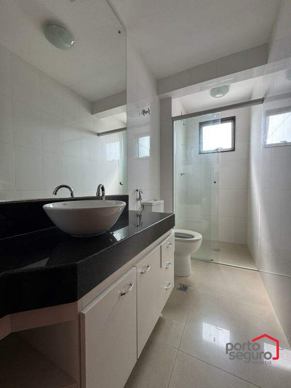 Apartamento à venda no Centro: Apartamento à venda, Centro - Divinópolis/MG