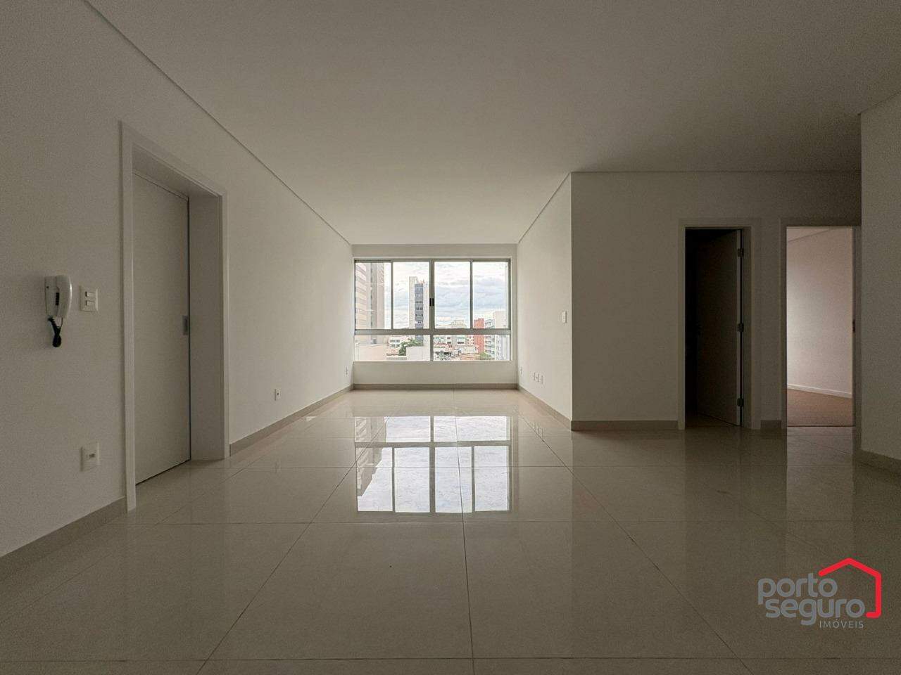 Apartamento à venda no Centro: Apartamento à venda, Centro - Divinópolis/MG
