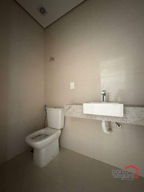 Apartamento à venda no Centro: Apartamento à venda, Centro - Divinópolis/MG