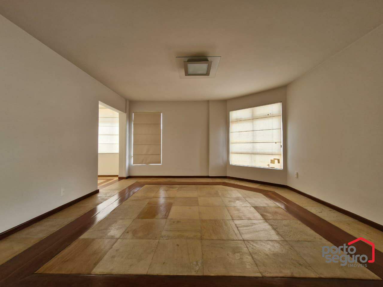 Apartamento à venda no Centro: Apartamento à venda, Centro - Divinópolis/MG