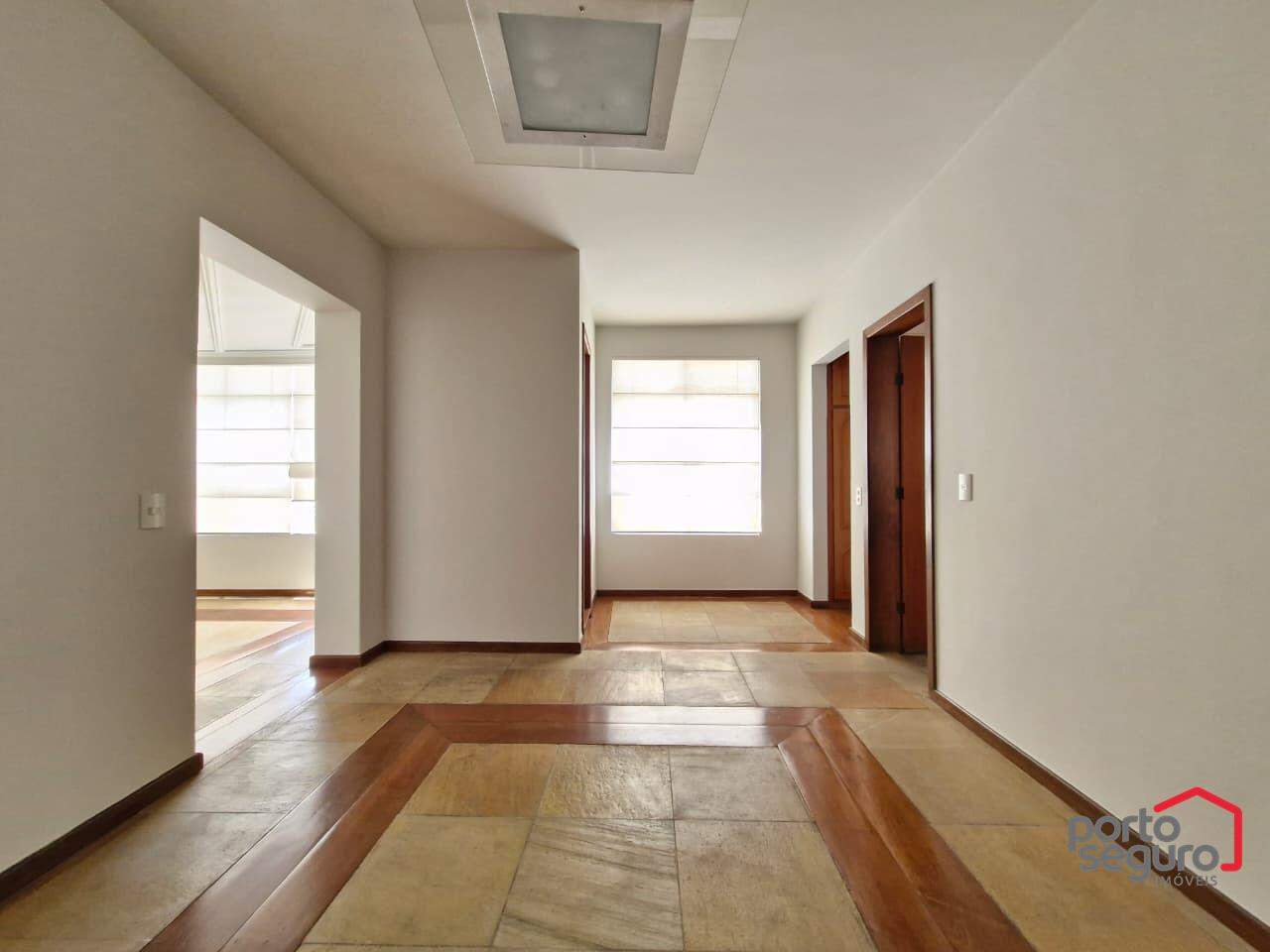 Apartamento à venda no Centro: Apartamento à venda, Centro - Divinópolis/MG