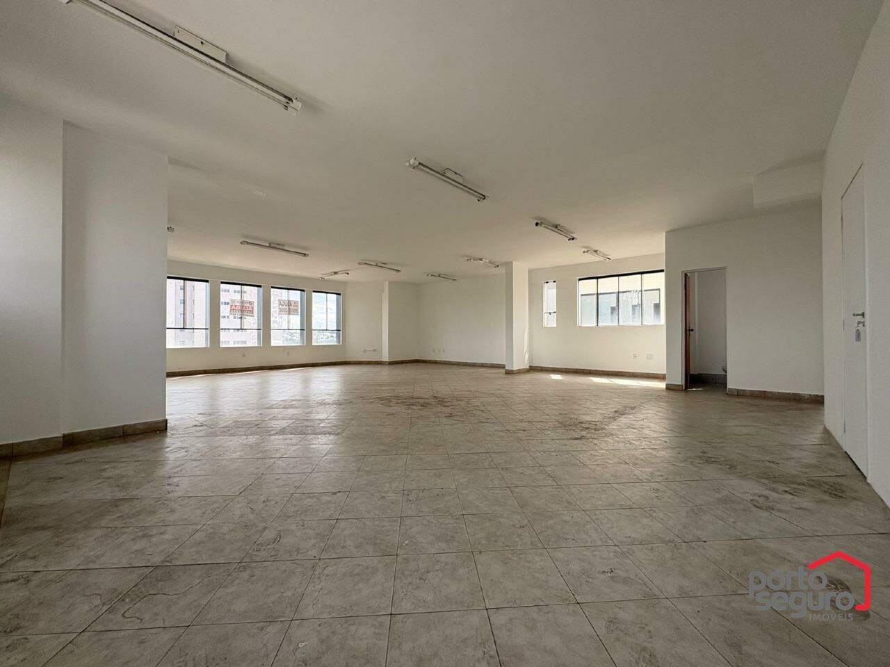Sala para aluguel no Centro: Sala para alugar, Centro - Divinópolis/MG