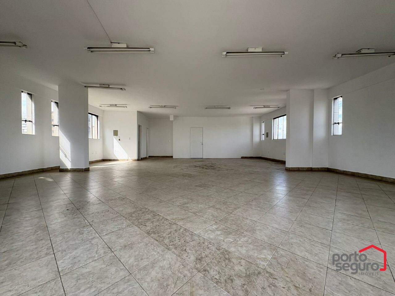 Sala para aluguel no Centro: Sala para alugar, Centro - Divinópolis/MG