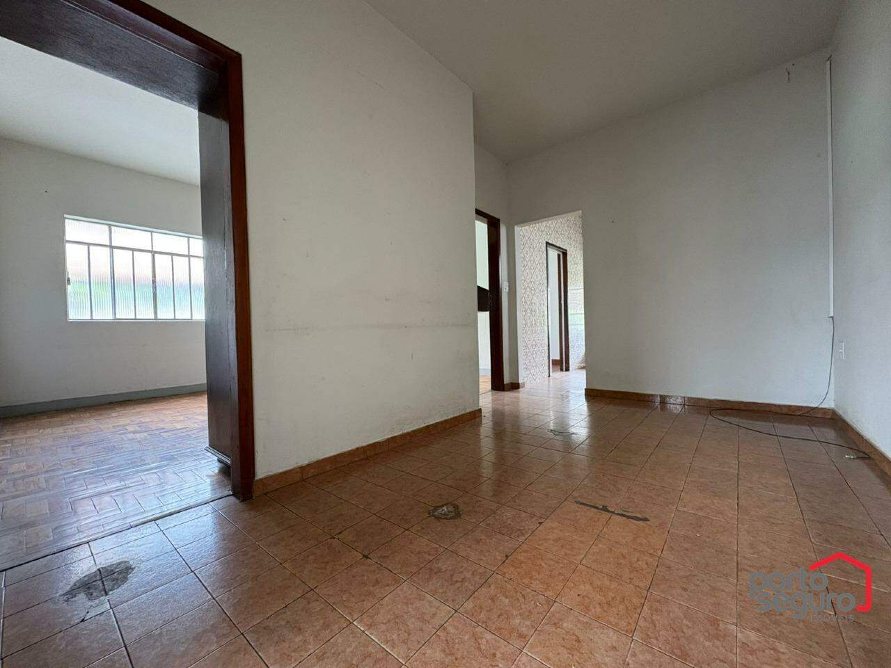 Casa Comercial para aluguel no Centro: Casa Comercial para alugar, Centro - Divinópolis/MG