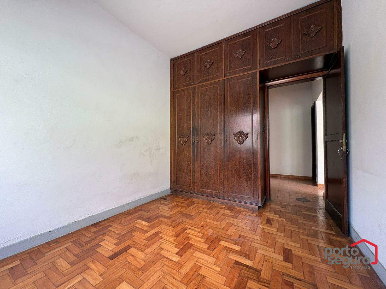 Casa Comercial para aluguel no Centro: Casa Comercial para alugar, Centro - Divinópolis/MG