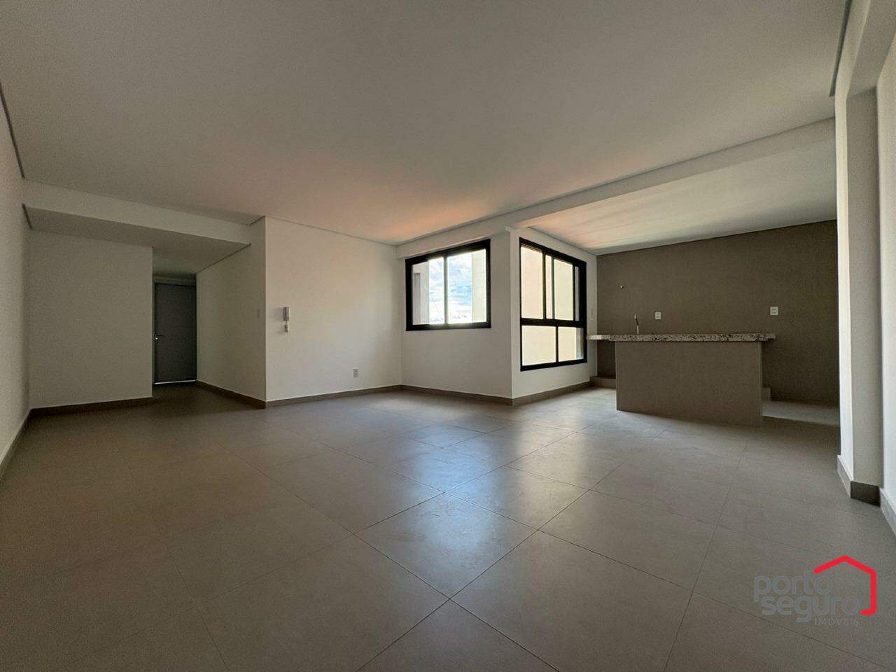 Apartamento à venda no Centro: Apartamento à venda, Centro - Divinópolis/MG