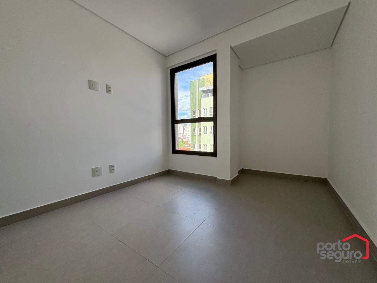 Apartamento à venda no Centro: Apartamento à venda, Centro - Divinópolis/MG