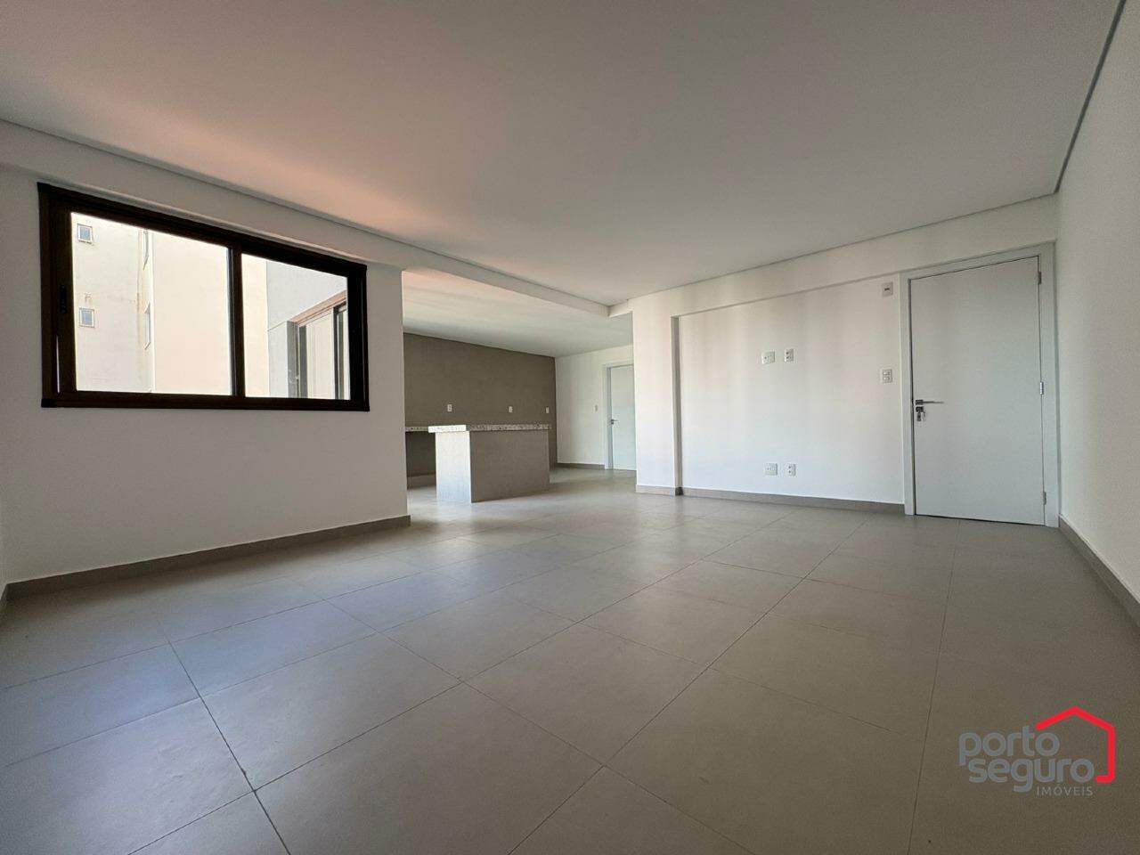 Apartamento à venda no Centro: Apartamento à venda, Centro - Divinópolis/MG
