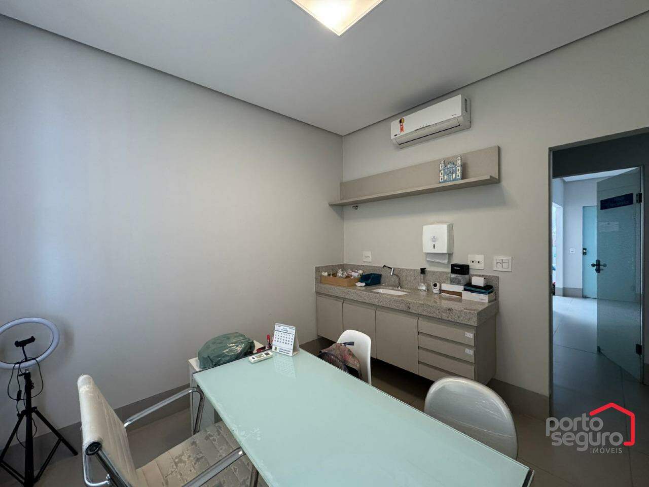 Sala para aluguel no São José: Sala para alugar, São José - Divinópolis/MG