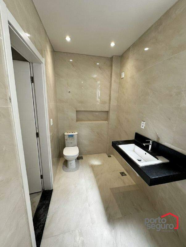 Apartamento à venda no Centro: Apartamento à venda, Centro - Divinópolis/MG