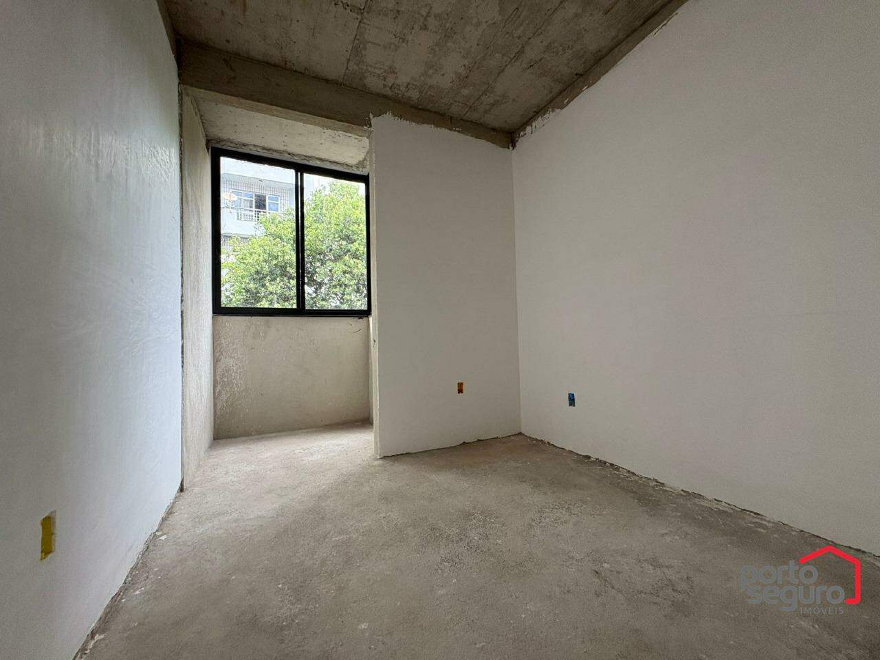 Apartamento à venda no Centro: Apartamento à venda, Centro - Divinópolis/MG