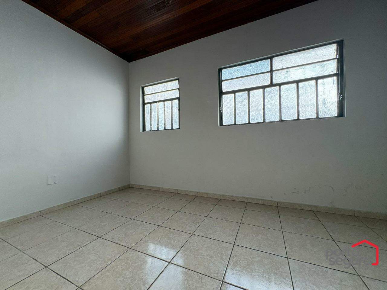 Casa para aluguel no Centro: Casa para alugar, Centro - Divinópolis/MG