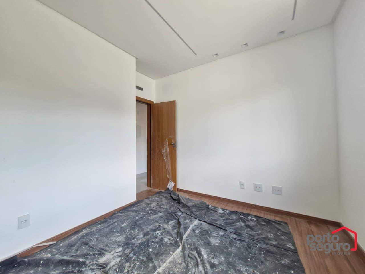Apartamento à venda no São José: Apartamento à venda, São José - Divinópolis/MG