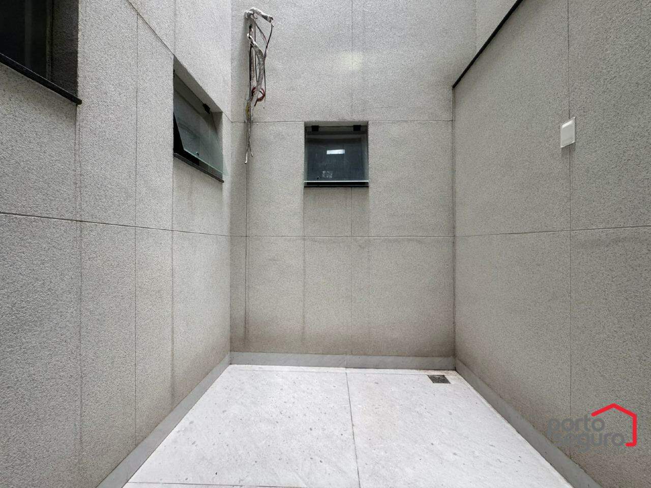 Apartamento à venda no Centro: Apartamento à venda, Centro - Divinópolis/MG