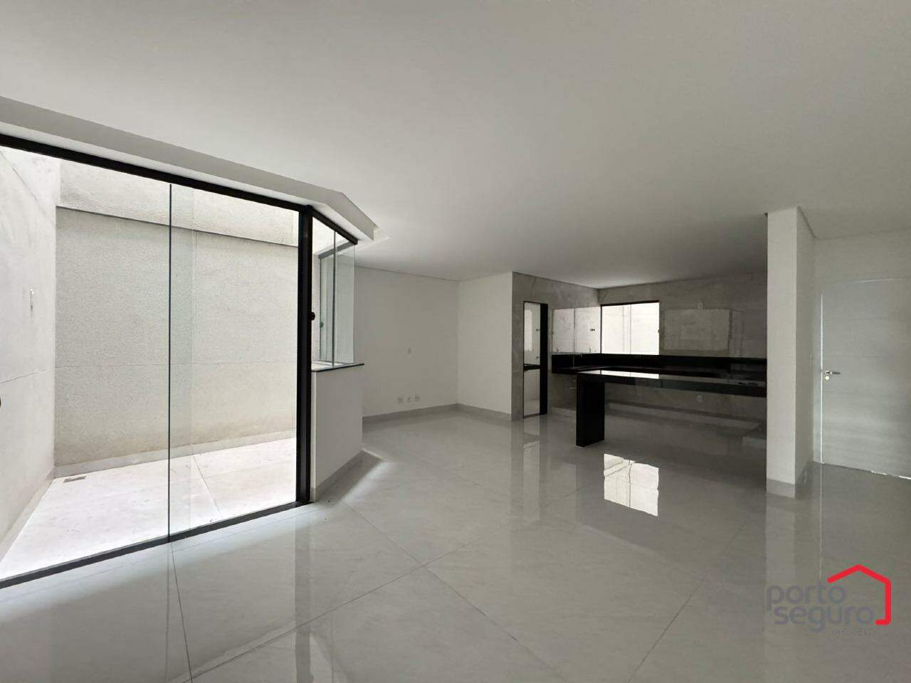 Apartamento à venda no Centro: Apartamento à venda, Centro - Divinópolis/MG