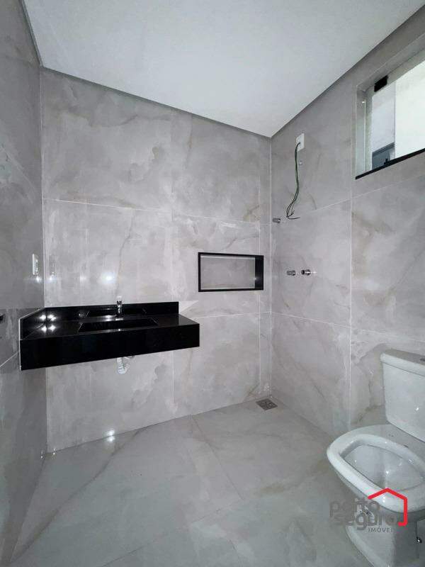 Apartamento à venda no Centro: Apartamento à venda, Centro - Divinópolis/MG