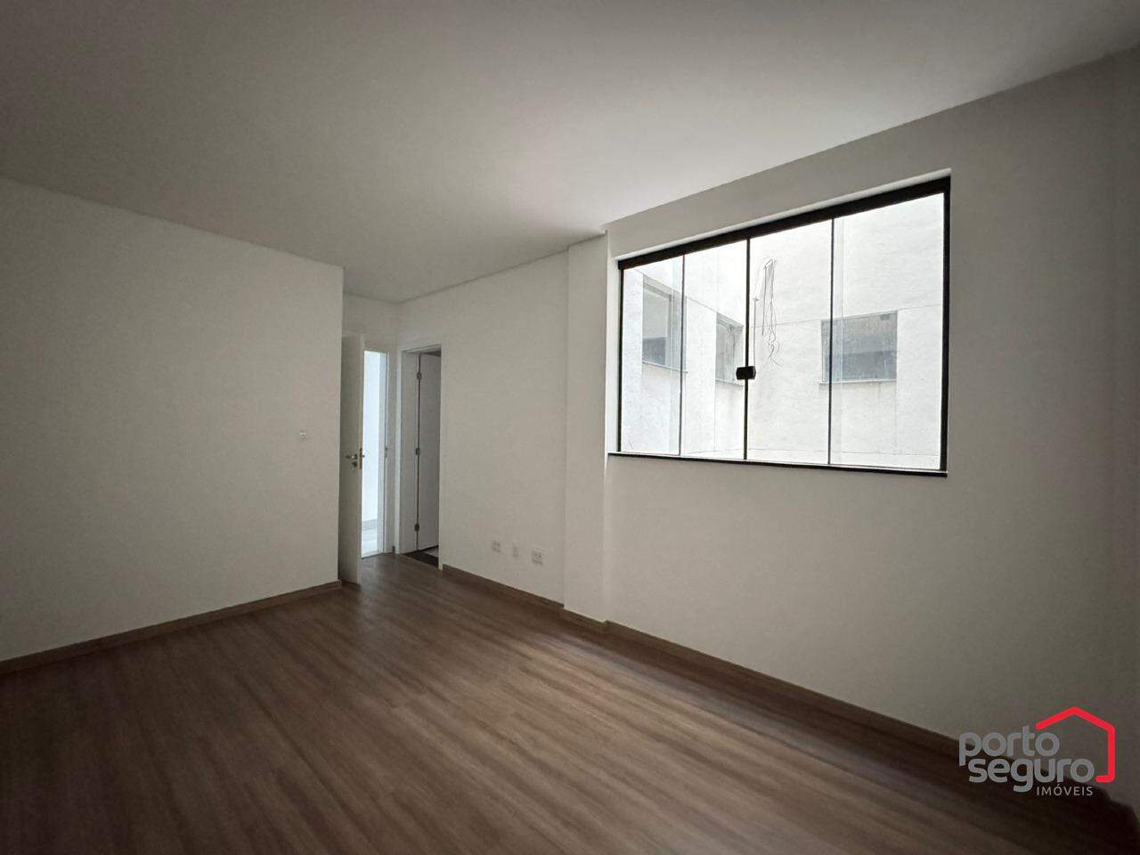 Apartamento à venda no Centro: Apartamento à venda, Centro - Divinópolis/MG