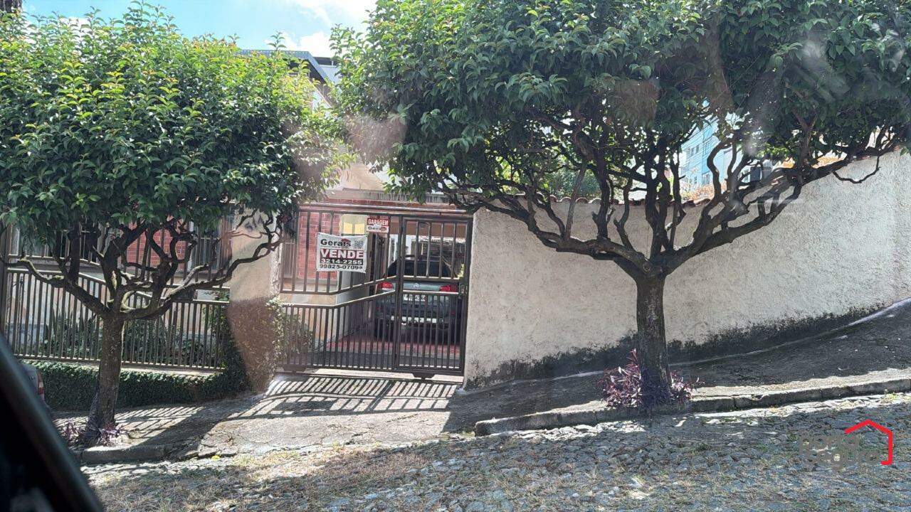 Casa à venda no São José: Casa à venda, São José - Divinópolis/MG