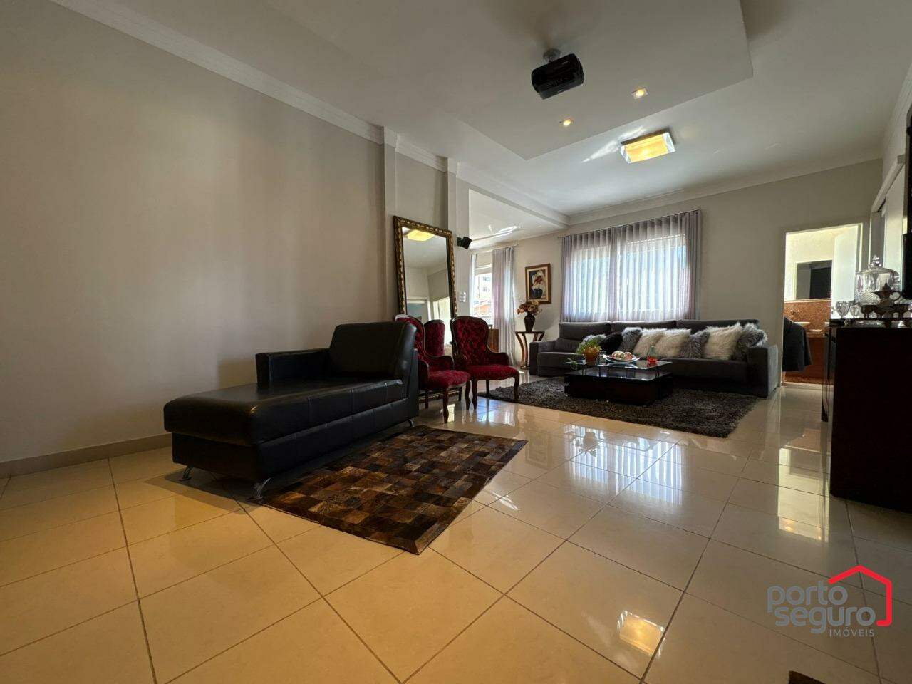Casa Comercial para aluguel no Sidil: Casa Comercial para alugar, Sidil - Divinópolis/MG