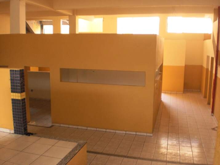 Prédio comercial para aluguel no Centro: Prédio comercial para alugar, Centro - Divinópolis/MG