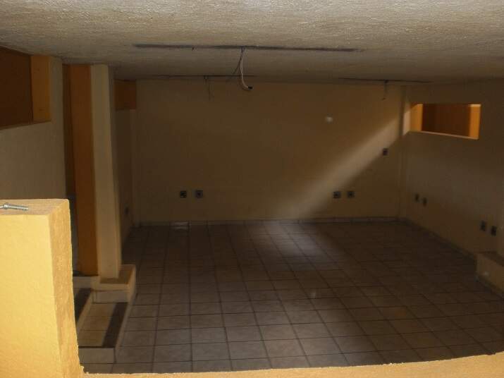 Prédio comercial para aluguel no Centro: Prédio comercial para alugar, Centro - Divinópolis/MG