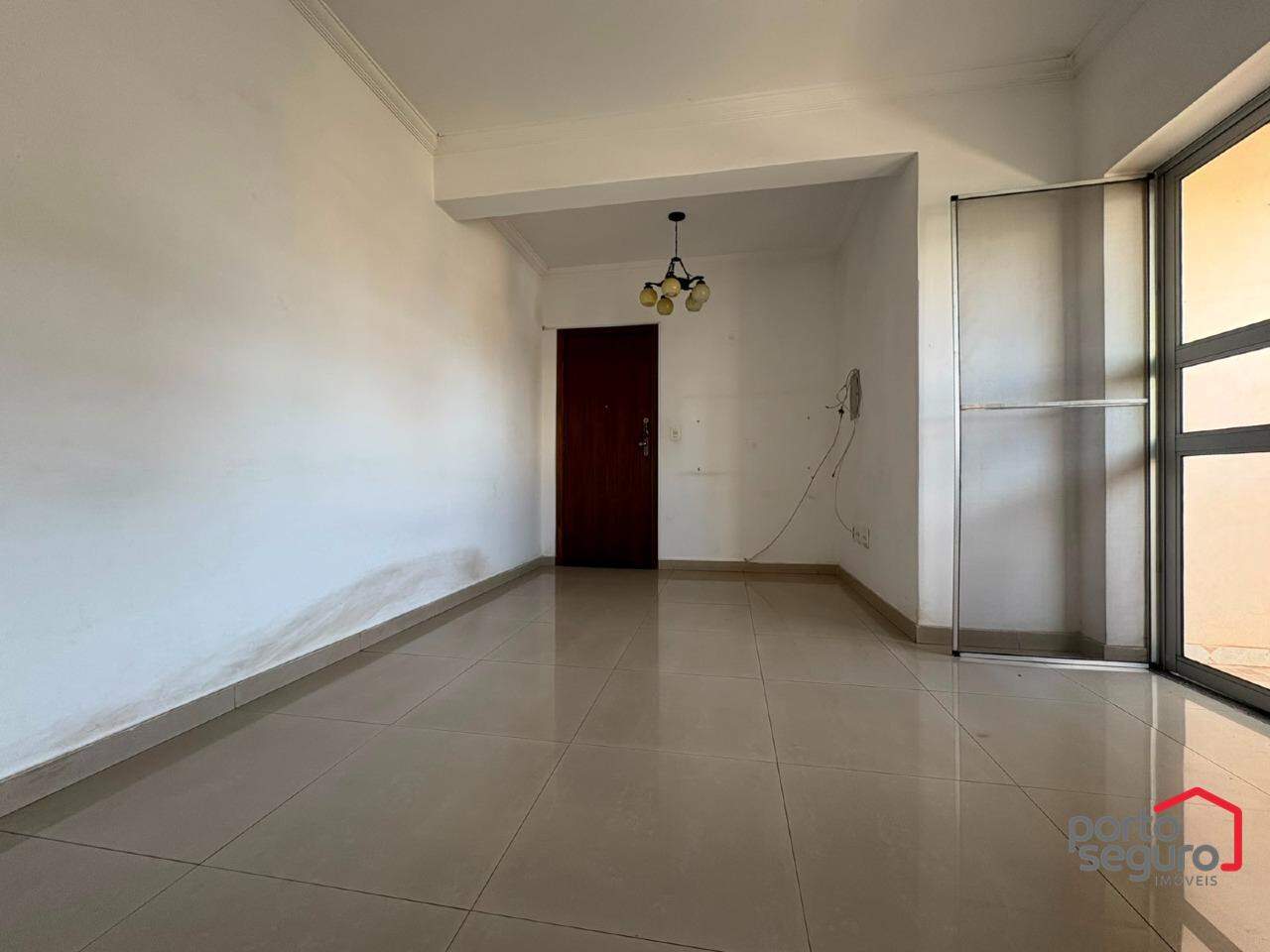 Apartamento à venda no Santo Antônio: Apartamento à venda, Santo Antônio - Divinópolis/MG