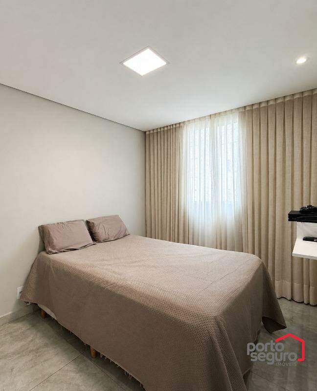 Apartamento à venda no Chácara Santa Rita: Apartamento à venda, Chácara Santa Rita - Divinópolis/MG