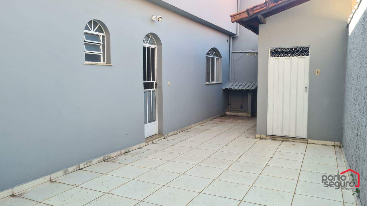 Casa para aluguel no Alvorada: Casa para alugar, Alvorada - Divinópolis/MG