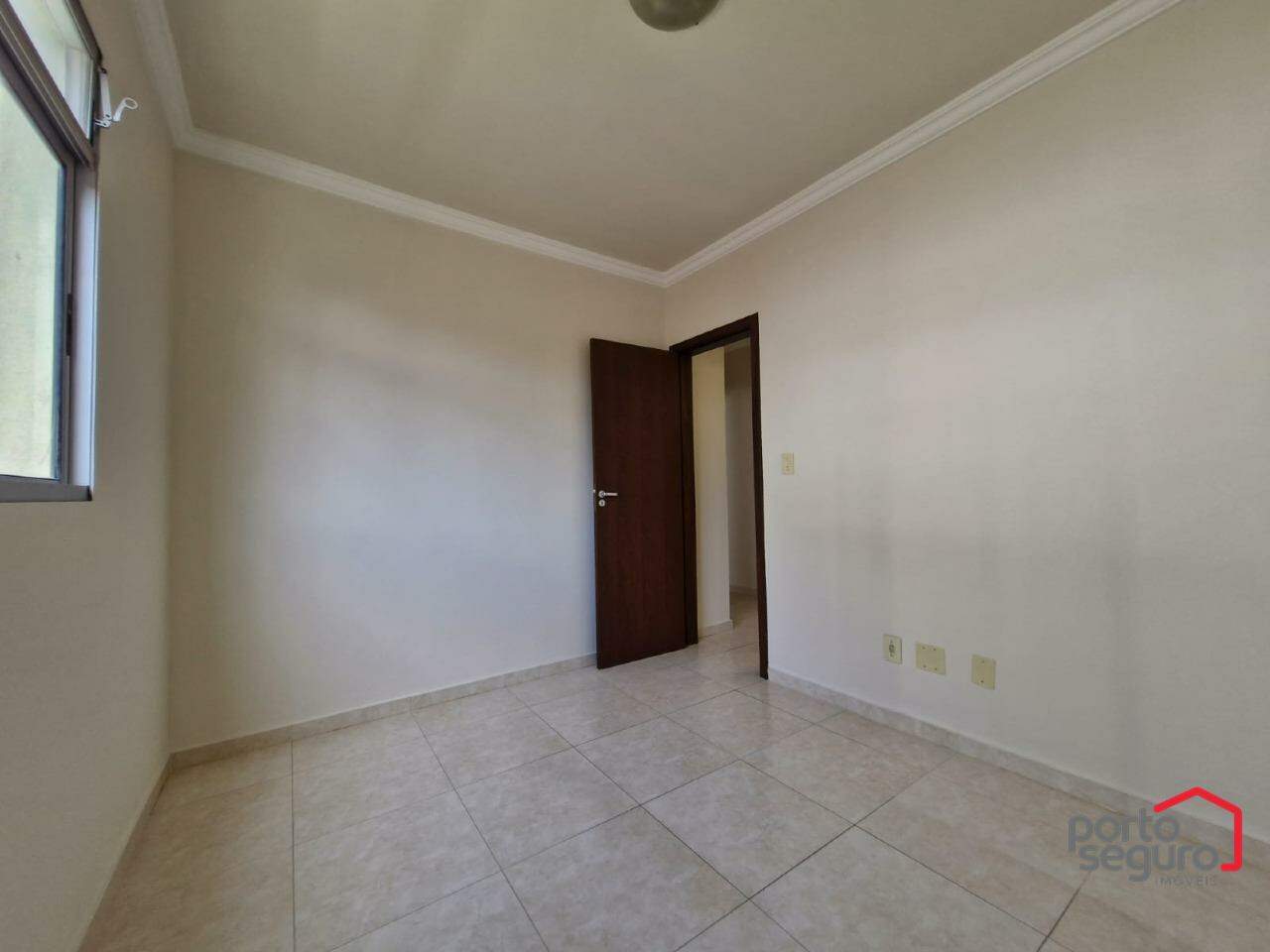 Apartamento à venda no Centro: Apartamento à venda, Centro - Divinópolis/MG