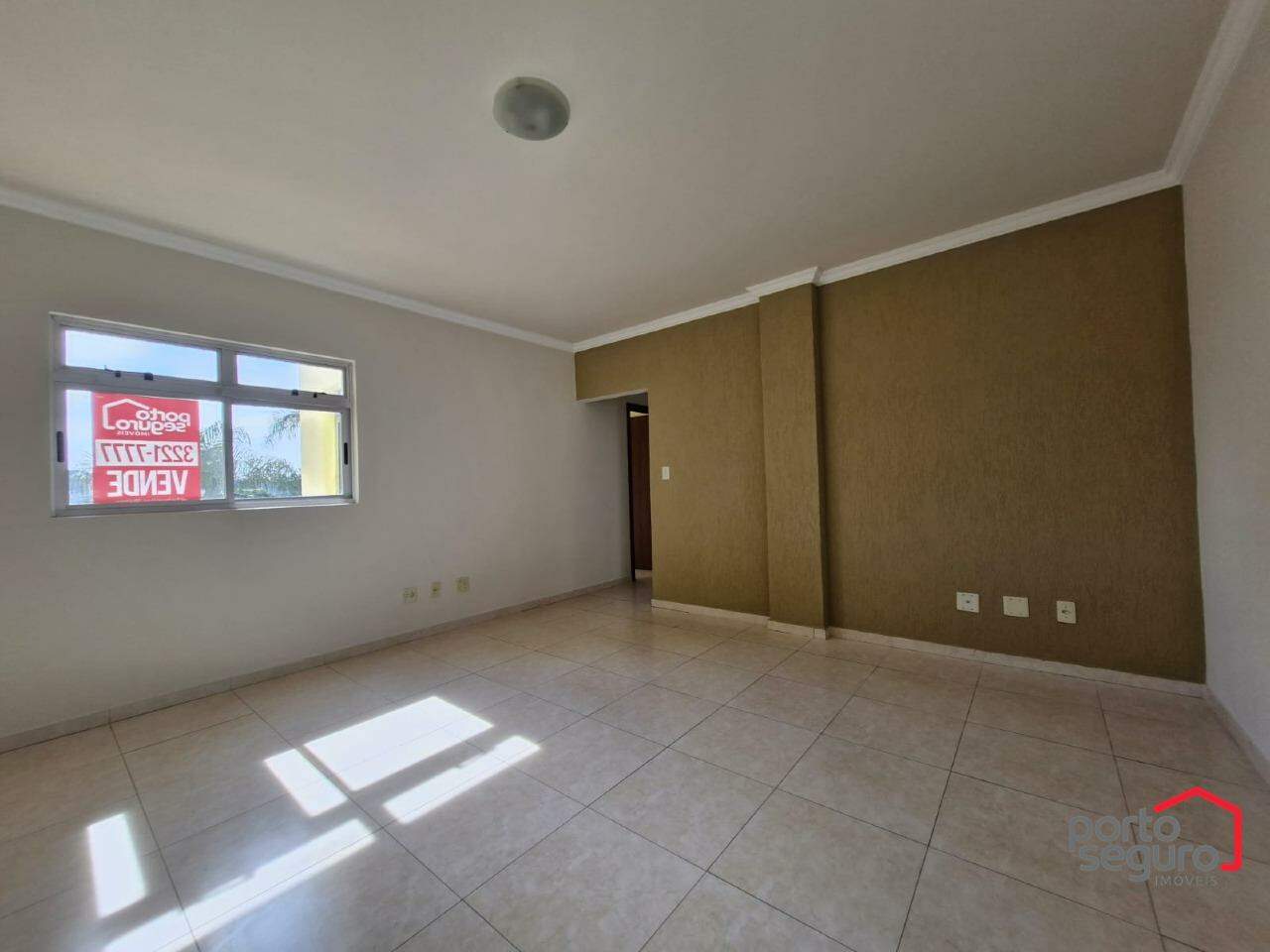 Apartamento à venda no Centro: Apartamento à venda, Centro - Divinópolis/MG