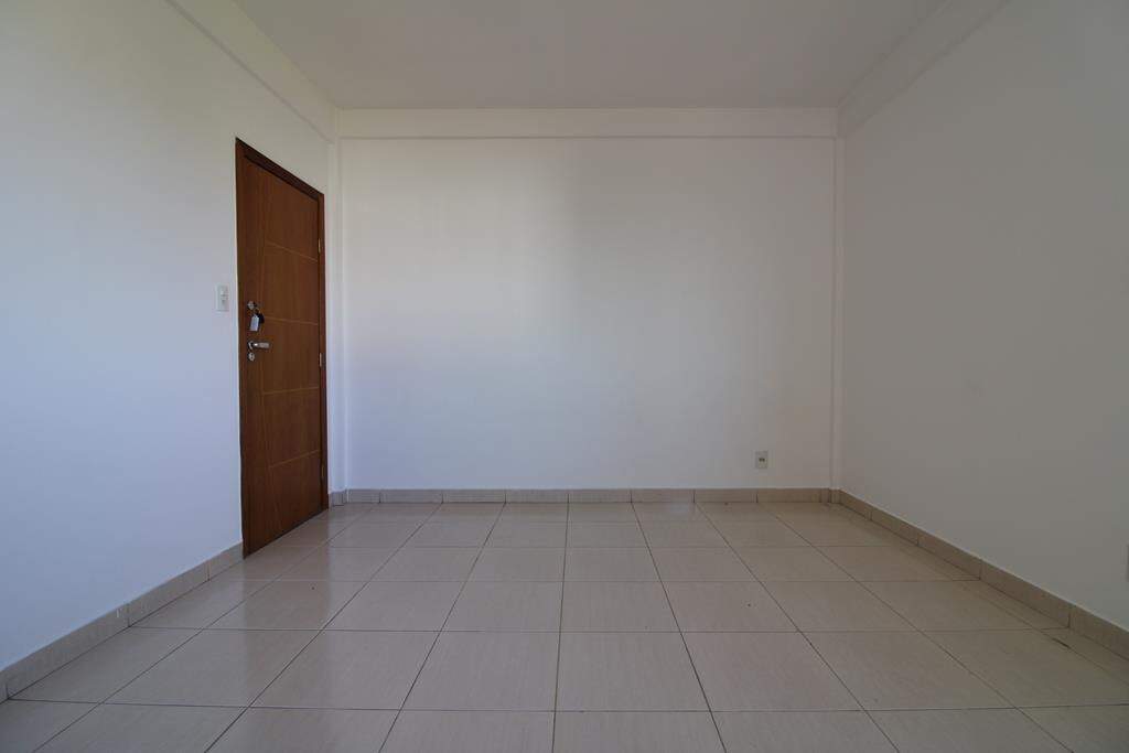 Apartamento à venda no Ipiranga: Apartamento à venda, Ipiranga - Divinópolis/MG