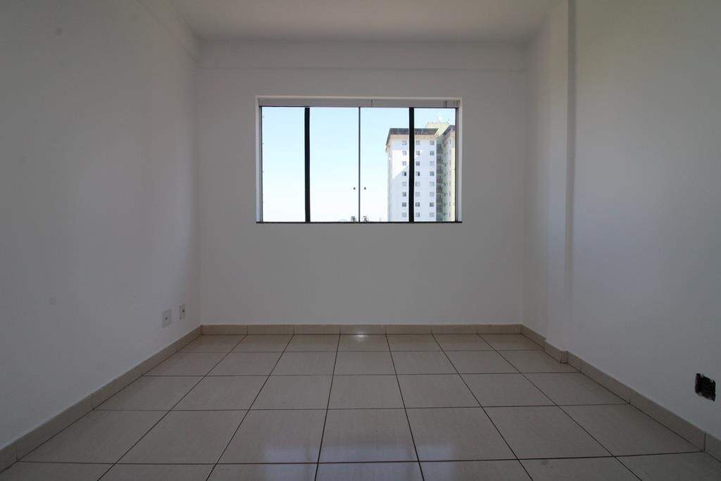 Apartamento à venda no Ipiranga: Apartamento à venda, Ipiranga - Divinópolis/MG