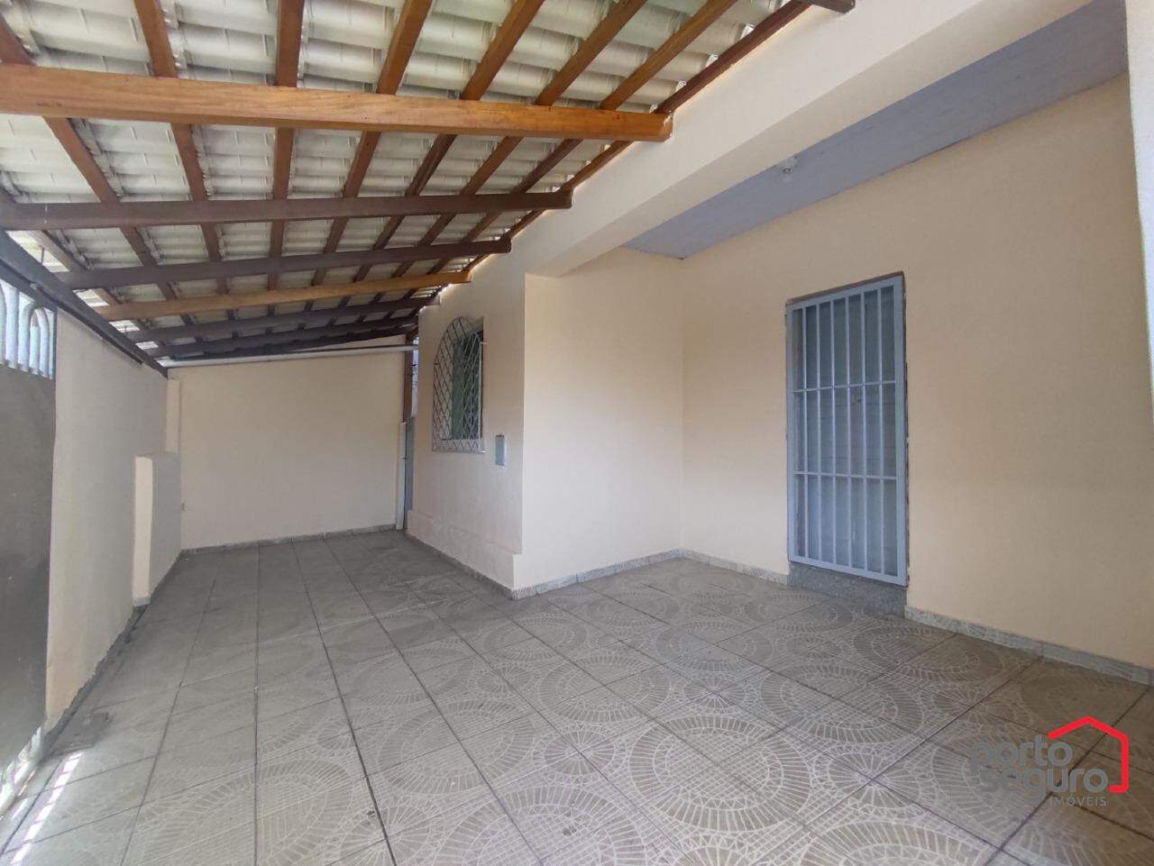 Casa à venda no Centro: Casa à venda, Centro - Divinópolis/MG