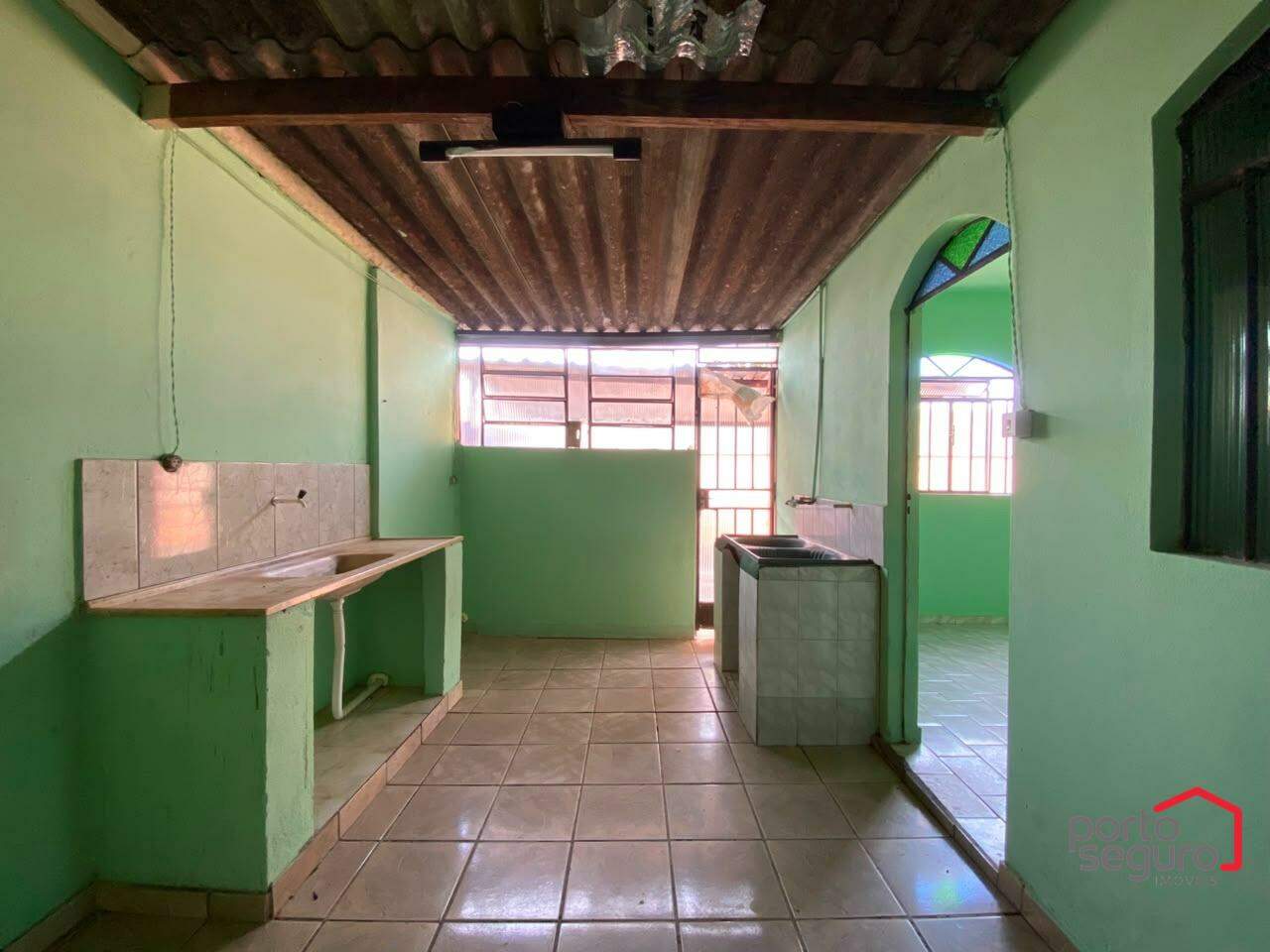 Casa para aluguel no São Roque: Casa para alugar, São Roque - Divinópolis/MG