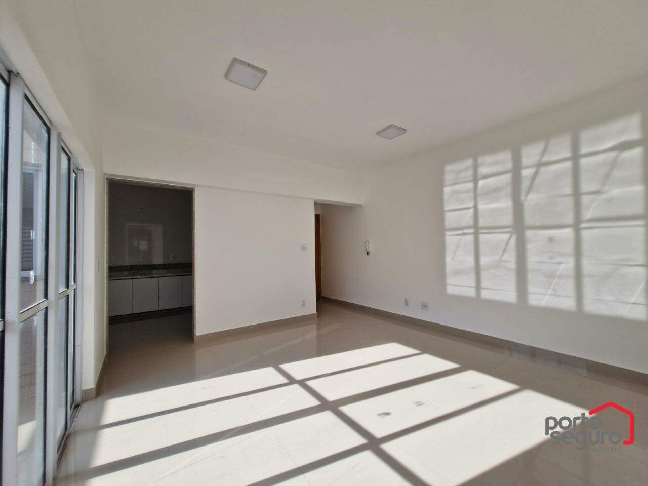 Apartamento para aluguel no Centro: Apartamento para alugar, Centro - Divinópolis/MG