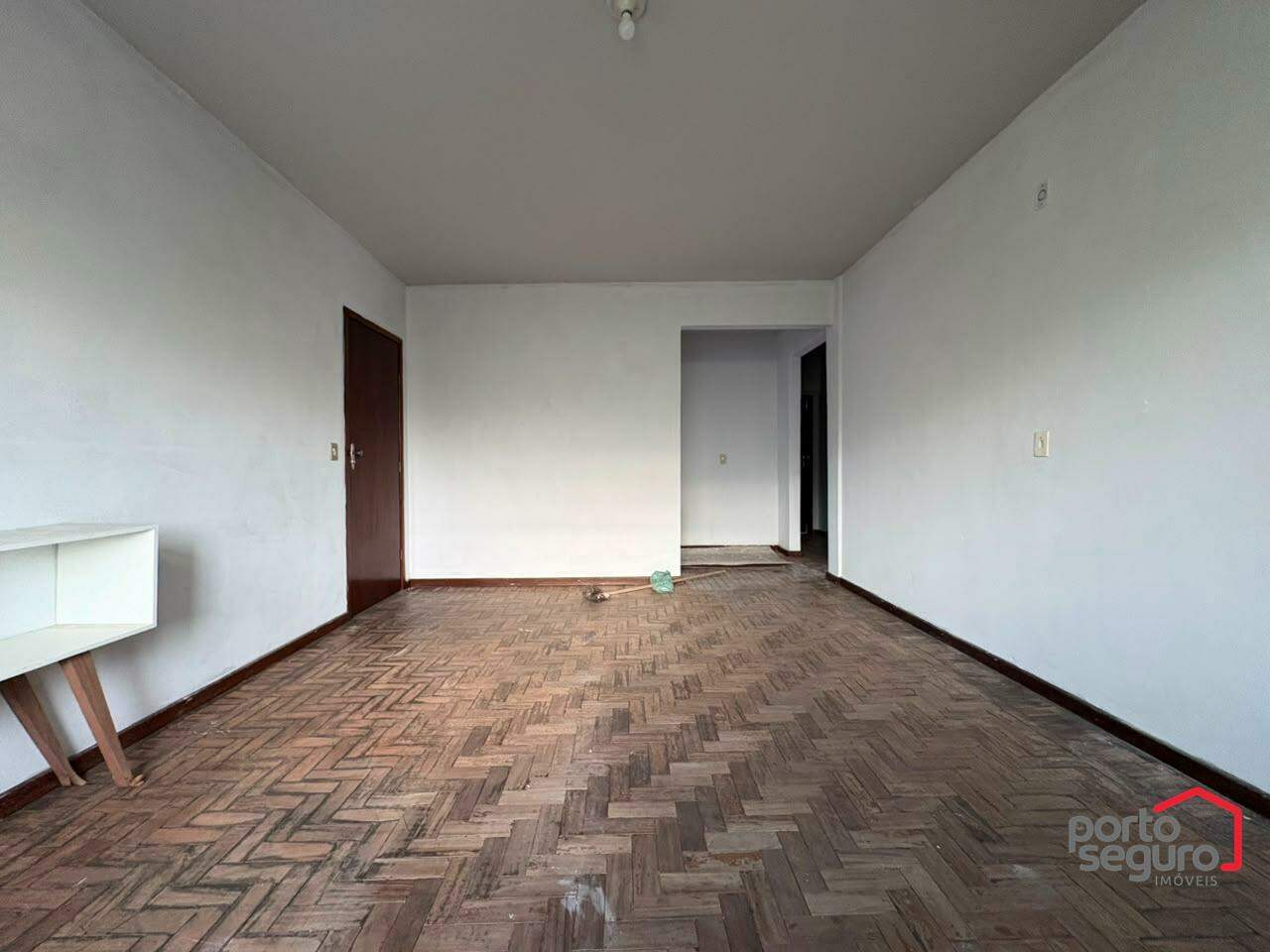 Apartamento para aluguel no Ipiranga: Apartamento para alugar, Ipiranga - Divinópolis/MG