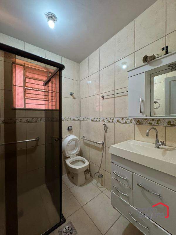 Casa para aluguel no Centro: Casa para alugar, Centro - Divinópolis/MG
