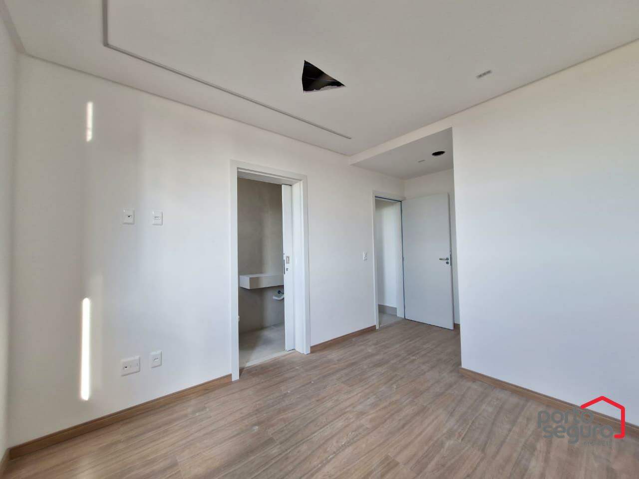 Apartamento à venda no Santa Clara: Apartamento à venda, Santa Clara - Divinópolis/MG
