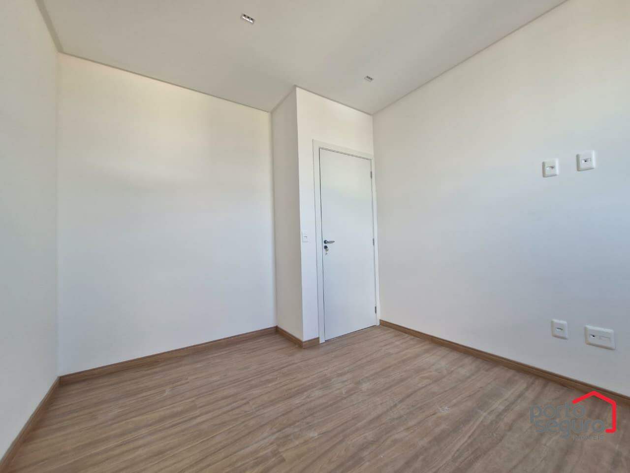 Apartamento à venda no Santa Clara: Apartamento à venda, Santa Clara - Divinópolis/MG