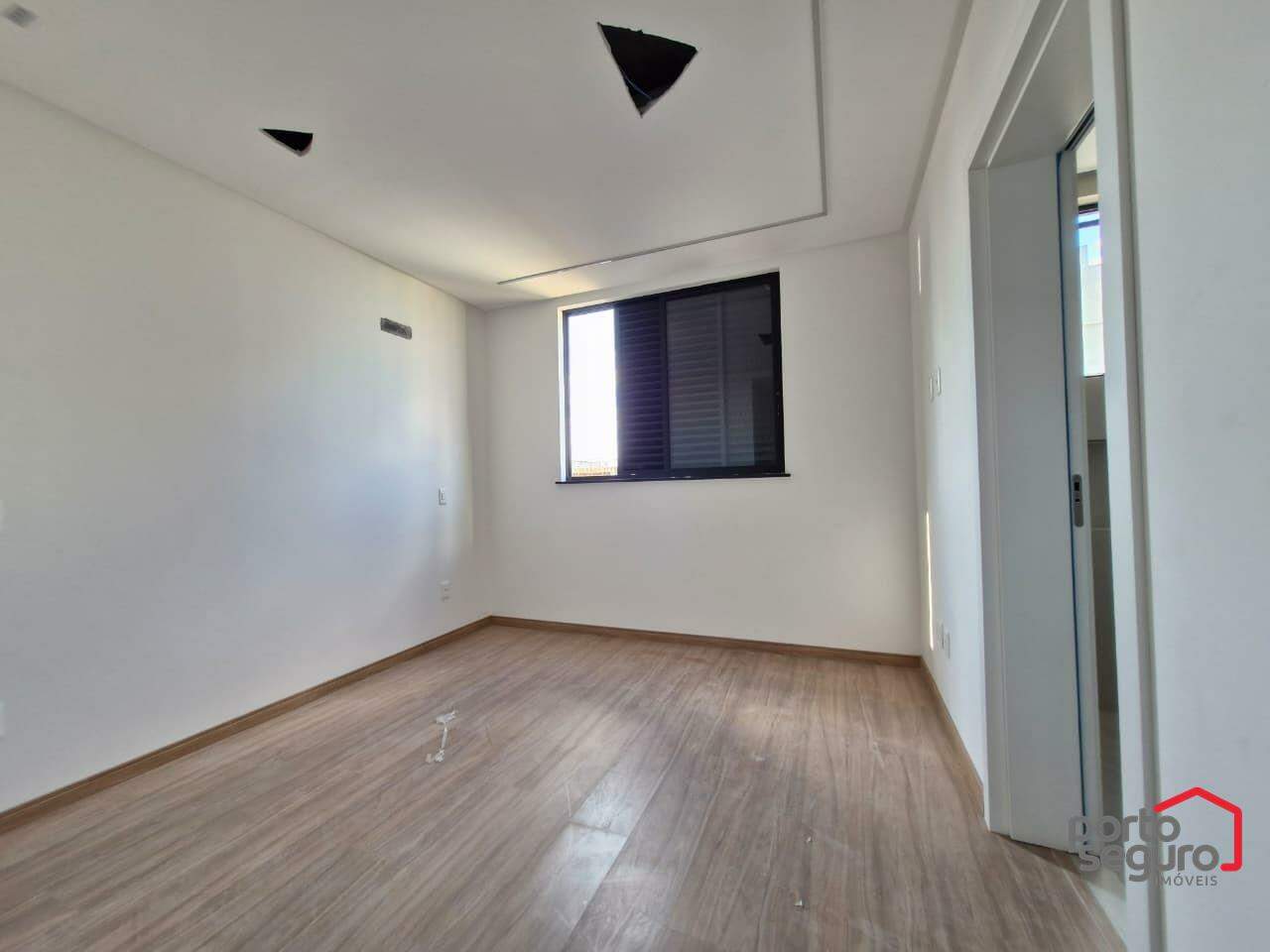 Apartamento à venda no Santa Clara: Apartamento à venda, Santa Clara - Divinópolis/MG