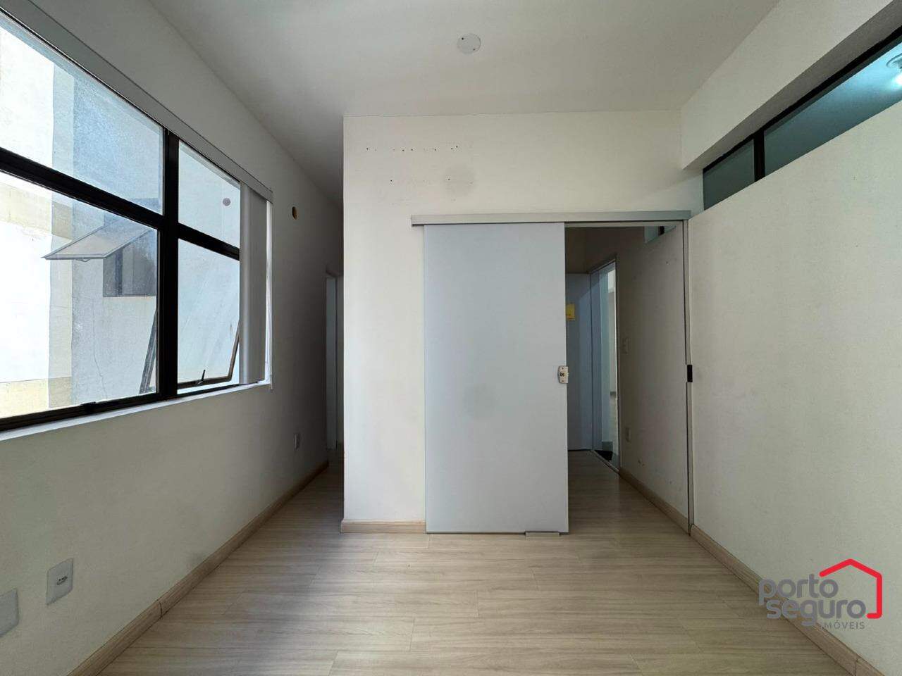 Sala para aluguel no Centro: Sala para alugar, Centro - Divinópolis/MG